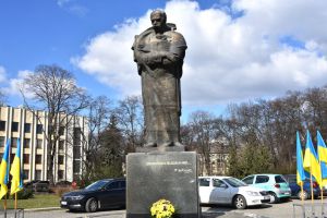 Закарпаття: Заходи з мінімальною кількістю учасників